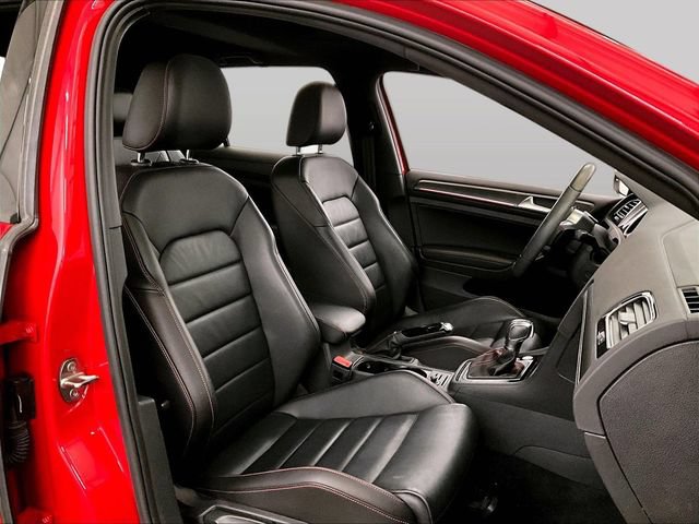 Used 2019 Volkswagen GTI SE FWD image 7