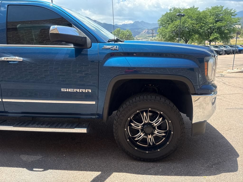 Used 2018 GMC Sierra 1500 SLT AWD/4WD image 33