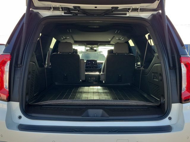 Used 2021 GMC Yukon XL SLT w/ SLT Premium Package RWD image 10
