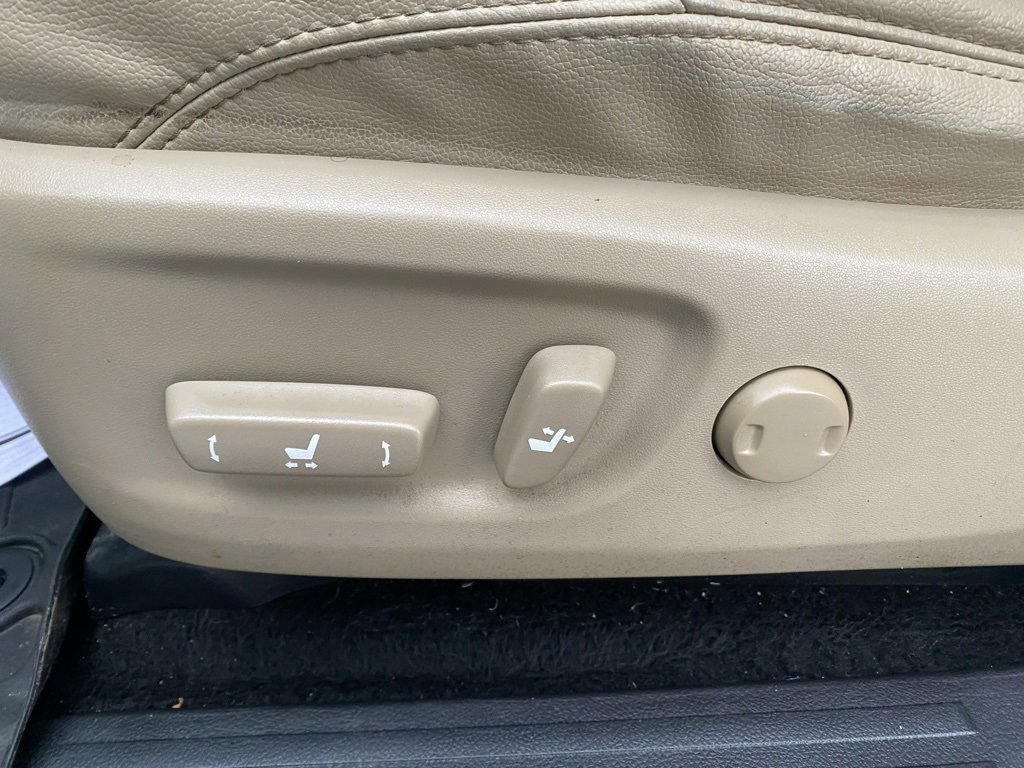 Used 2021 Toyota 4Runner Limited image 15