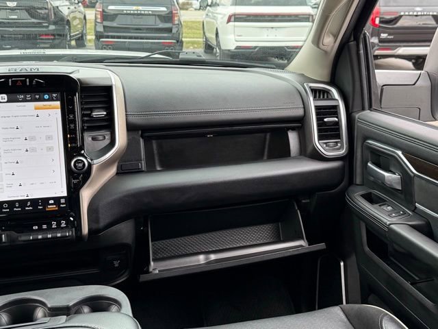 Used 2024 RAM 2500 Laramie image 32