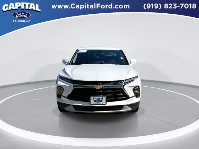 Used 2025 Chevrolet Blazer LT AWD/4WD image 9