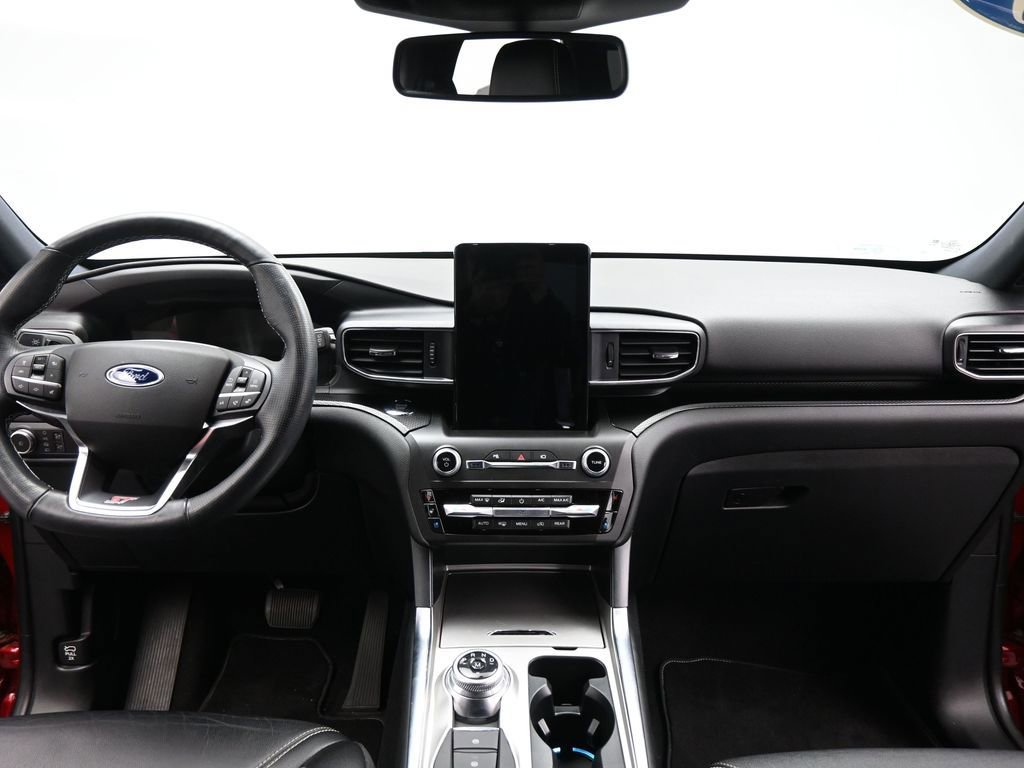 Certified 2020 Ford Explorer ST w/ ST Street Pack image 18