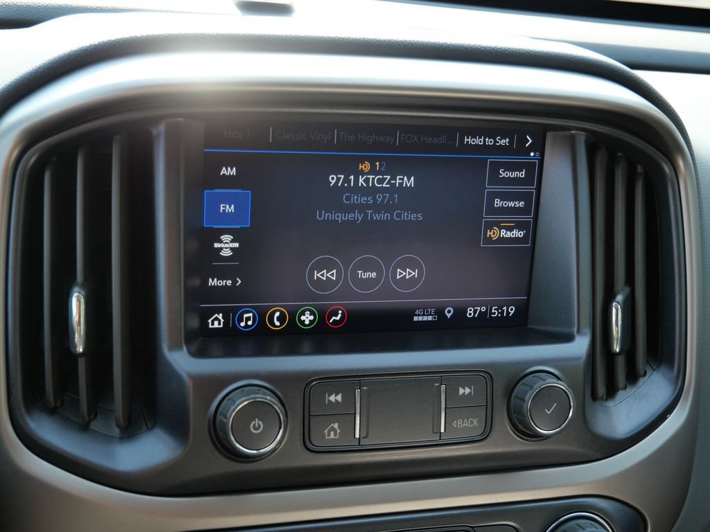 Used 2022 Chevrolet Colorado Z71 AWD/4WD image 23