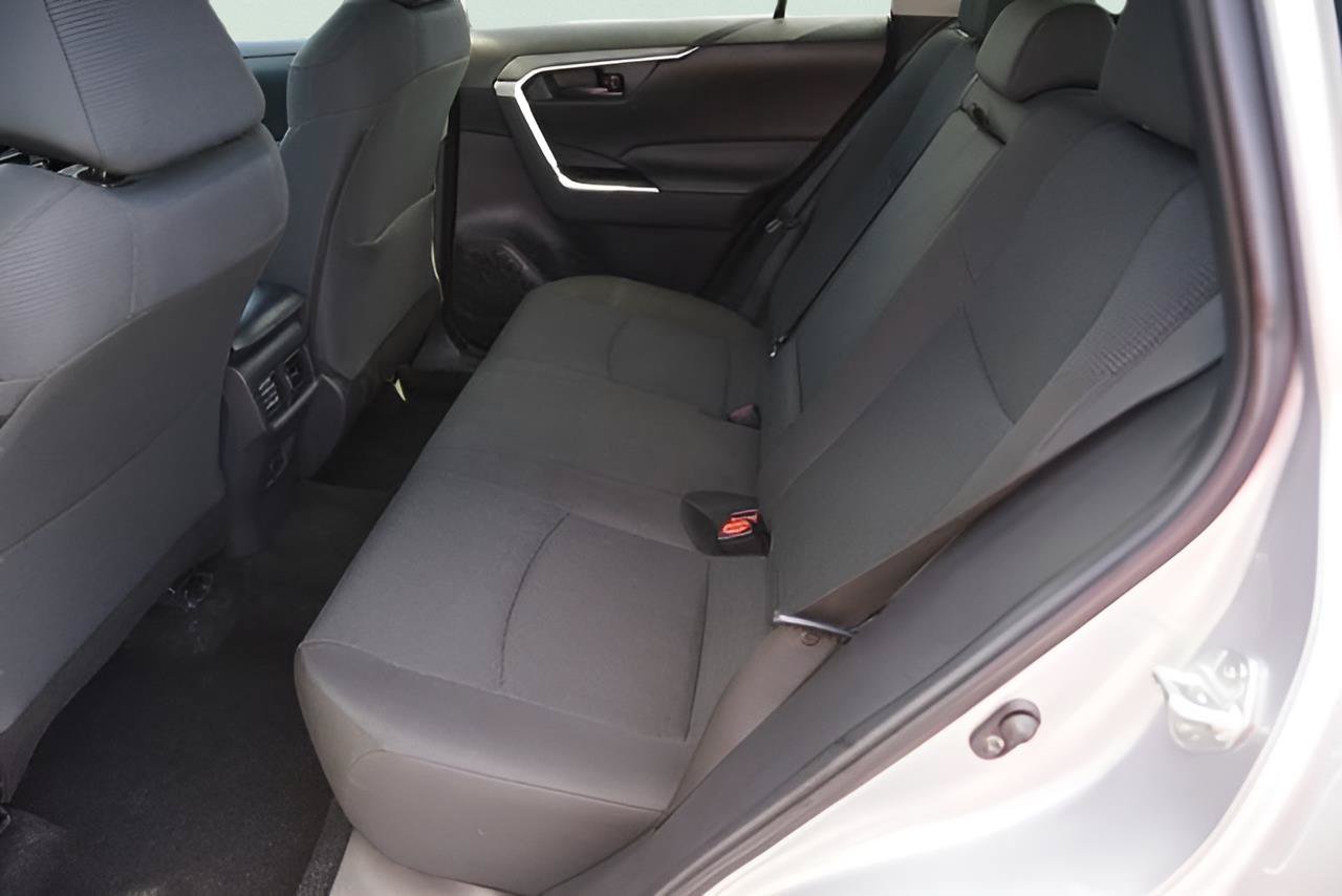 Used 2024 Toyota RAV4 LE FWD image 12