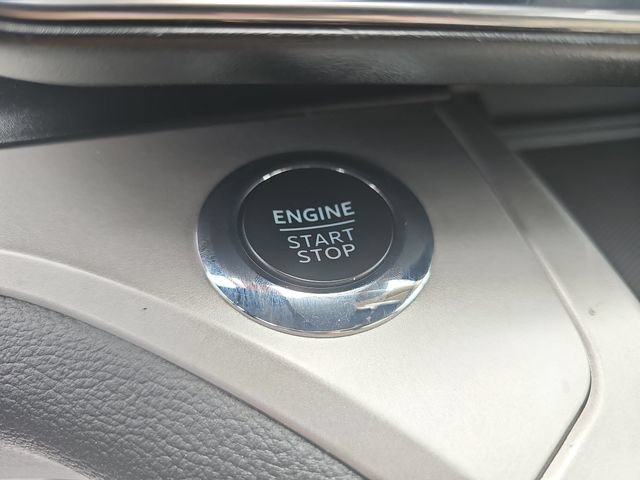 Certified 2024 Ford Explorer XLT w/ Equipment Group 202A RWD image 30