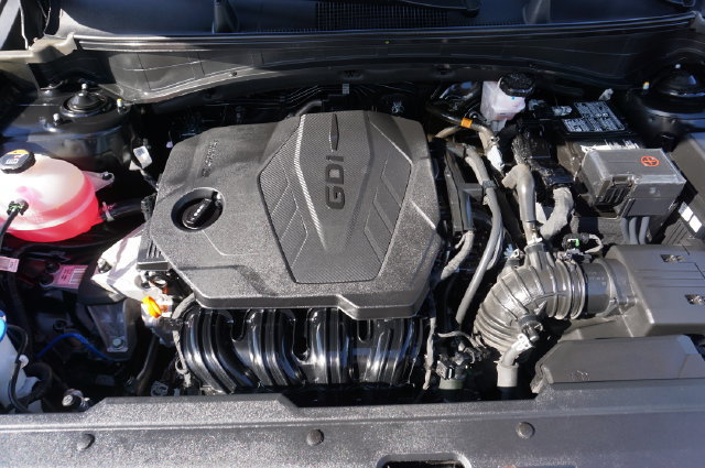 Used 2025 Kia Sportage EX w/ Premium Package FWD image 17