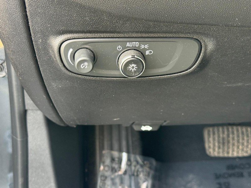Used 2019 Chevrolet Equinox LT AWD/4WD image 26