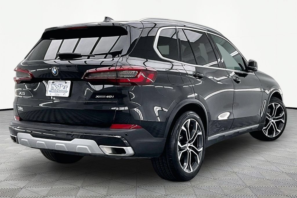 Used 2023 BMW X5 xDrive40i AWD/4WD image 2