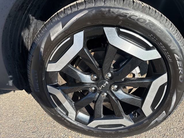 Used 2025 Kia Telluride S AWD/4WD image 11
