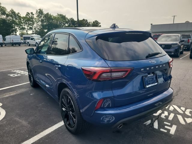 Certified 2023 Ford Escape ST-Line Elite AWD/4WD image 7