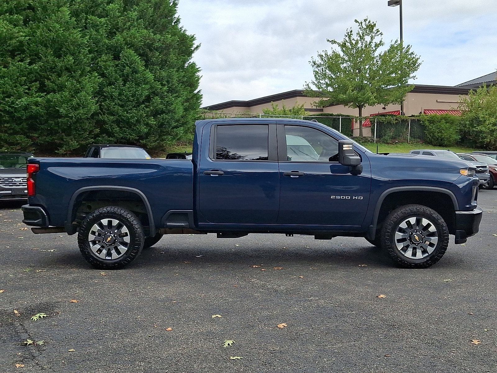 Used 2021 Chevrolet Silverado 2500 Custom w/ Custom Value Package AWD/4WD image 7