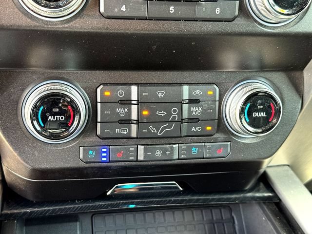 Certified 2020 Ford F250 Platinum w/ FX4 Off-Road Package AWD/4WD image 20