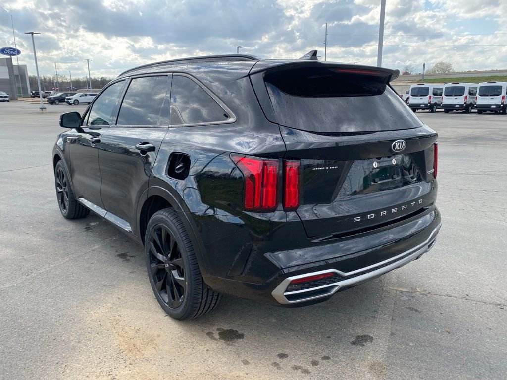Used 2021 Kia Sorento SX image 3
