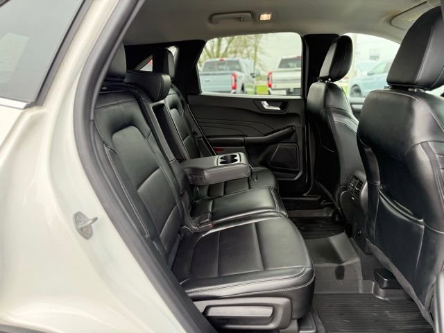 Certified 2023 Ford Escape Platinum AWD/4WD image 21