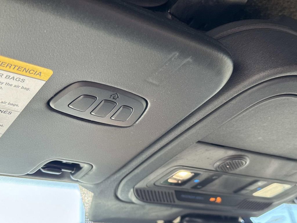 Certified 2021 Ford Bronco Outer Banks w/ Sasquatch Package image 31