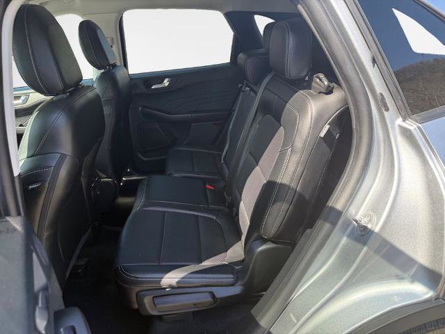 Certified 2022 Ford Escape SEL w/ Technology Package AWD/4WD image 23