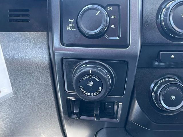 Certified 2017 Ford F150 XLT w/ Equipment Group 302A Luxury AWD/4WD image 30