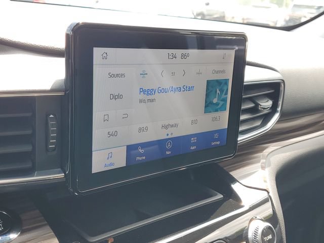 Certified 2021 Ford Explorer Limited w/ Equipment Group 301A AWD/4WD image 26