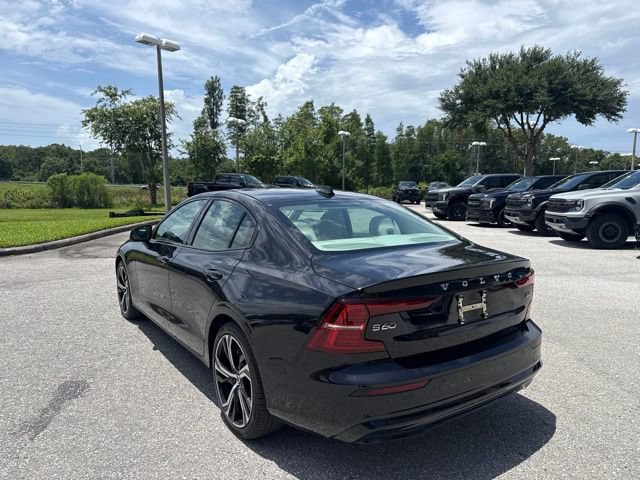 Used 2024 Volvo S60 B5 Plus w/ Climate Package FWD image 4