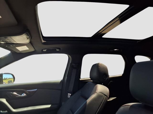 Used 2023 Chevrolet Blazer RS image 18