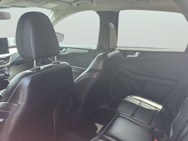 Certified 2024 Ford Escape Platinum AWD/4WD image 31