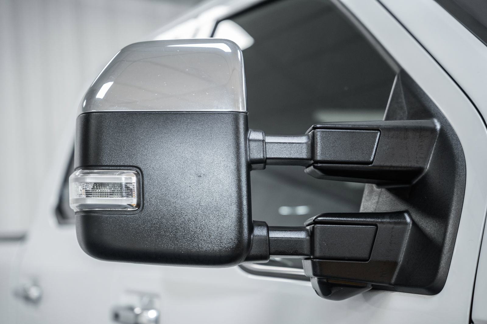 Certified 2022 Ford F250 Platinum w/ Snow Plow Prep Package image 14