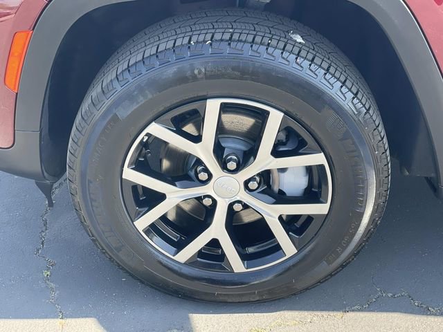 Used 2024 Jeep Grand Cherokee Limited AWD/4WD image 39