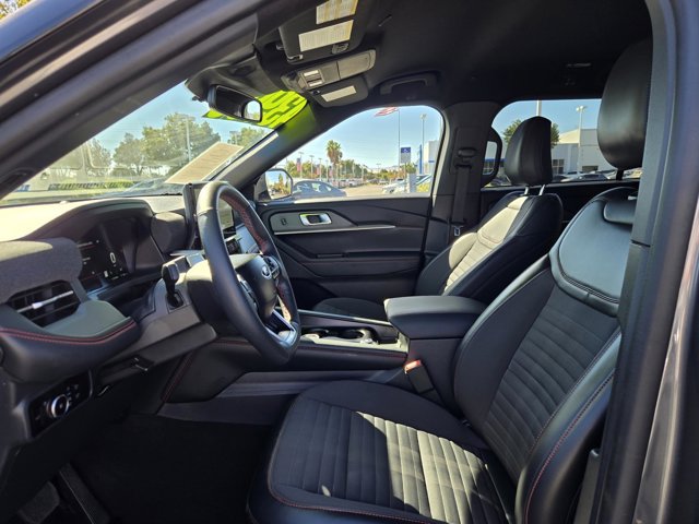 Certified 2025 Ford Explorer ST-Line w/ Premium Package AWD/4WD image 26