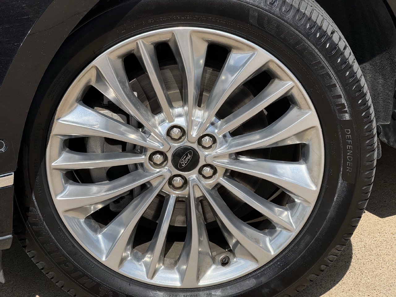 Certified 2022 Ford Edge Titanium w/ Equipment Group 301A AWD/4WD image 9