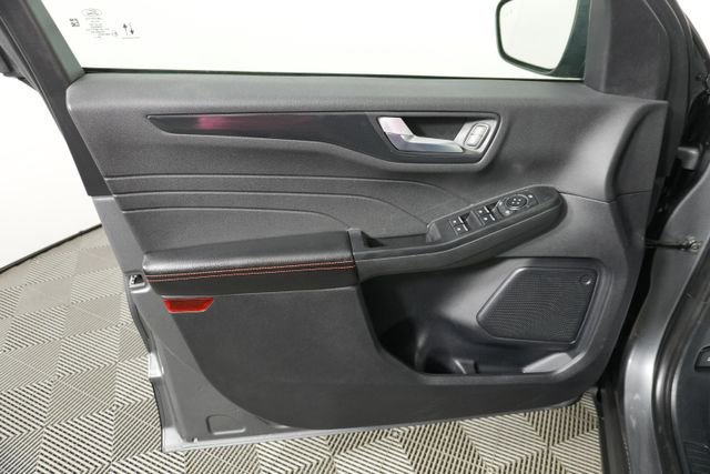 Certified 2025 Ford Escape ST-Line image 22