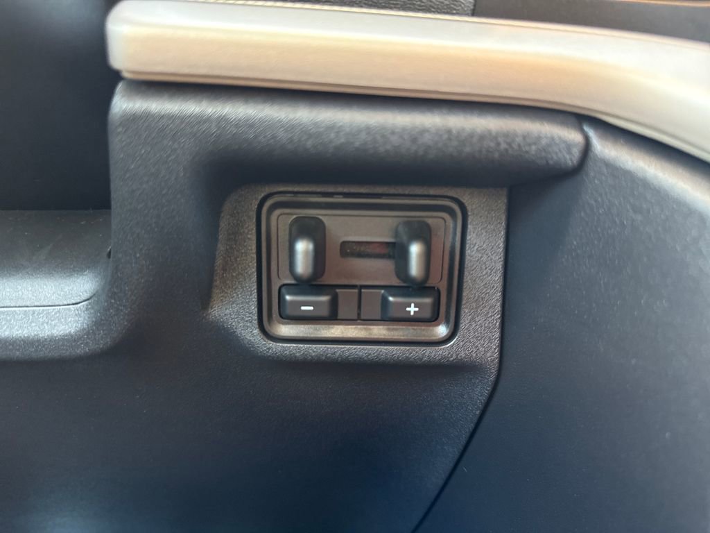 Certified 2025 Ford Expedition Max Active RWD image 22