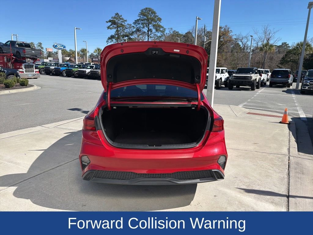 Used 2022 Kia Forte LXS w/ LXS Technology Package image 9