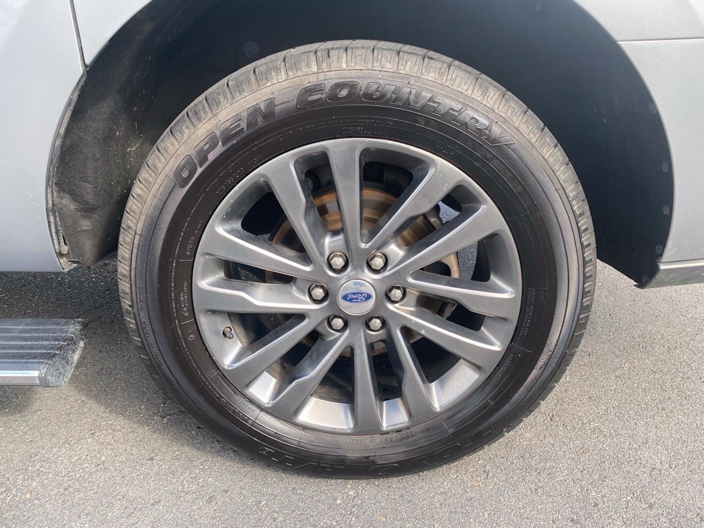 Certified 2021 Ford Expedition Max Limited RWD image 36