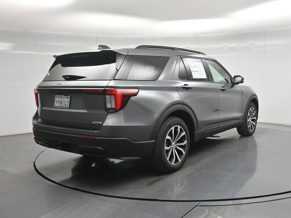 Certified 2026 Ford Explorer ST-Line AWD/4WD image 26
