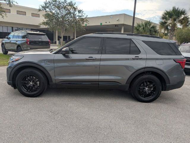 Certified 2026 Ford Explorer Active RWD image 7