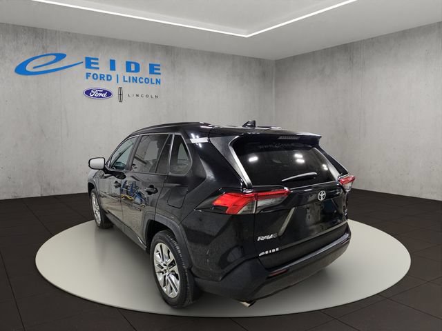 Used 2021 Toyota RAV4 XLE Premium AWD/4WD image 10