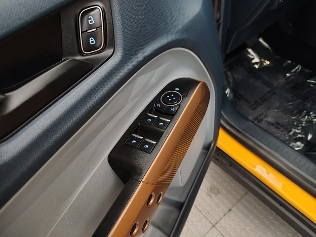 Certified 2022 Ford Maverick Lariat w/ Lariat Luxury Package AWD/4WD image 25