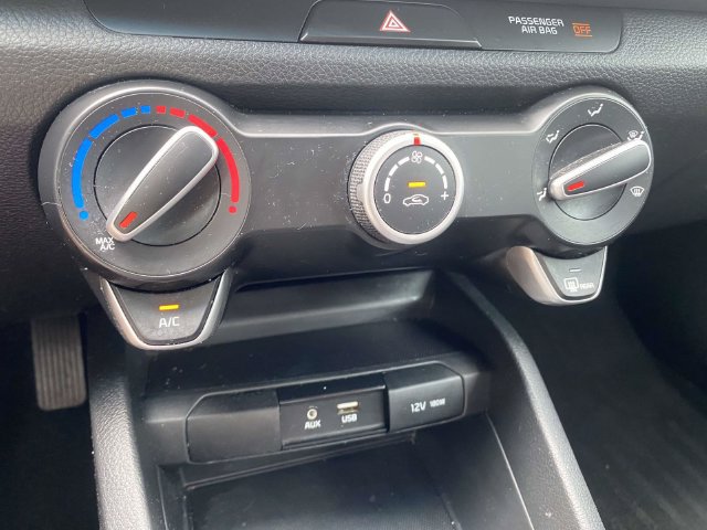 Used 2018 Kia Rio LX FWD image 23