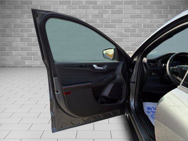 Certified 2023 Ford Escape ST-Line w/ Tech Pack #1 AWD/4WD image 24