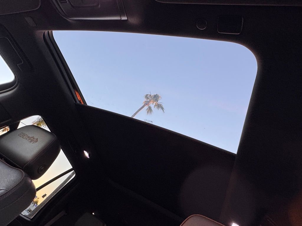 Used 2022 Chevrolet Tahoe High Country image 21