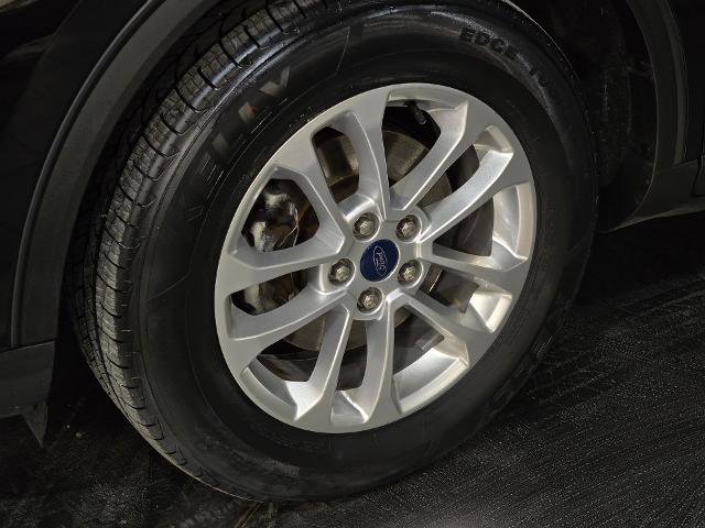 Certified 2022 Ford Escape SE w/ Cold Weather Package image 13