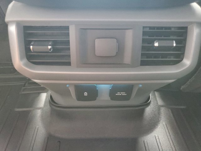 Certified 2022 Ford F150 XLT w/ Equipment Group 302A High image 17