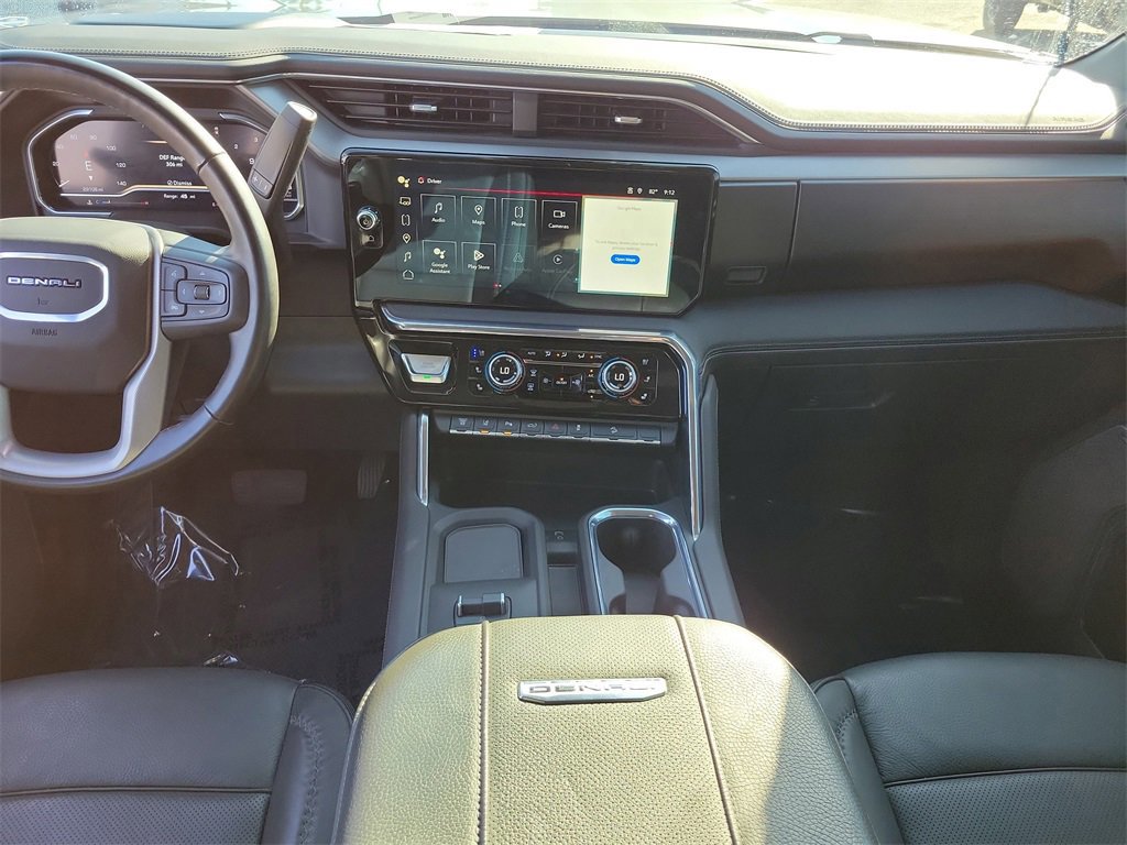 Used 2025 GMC Sierra 2500 Denali w/ Technology Package image 19
