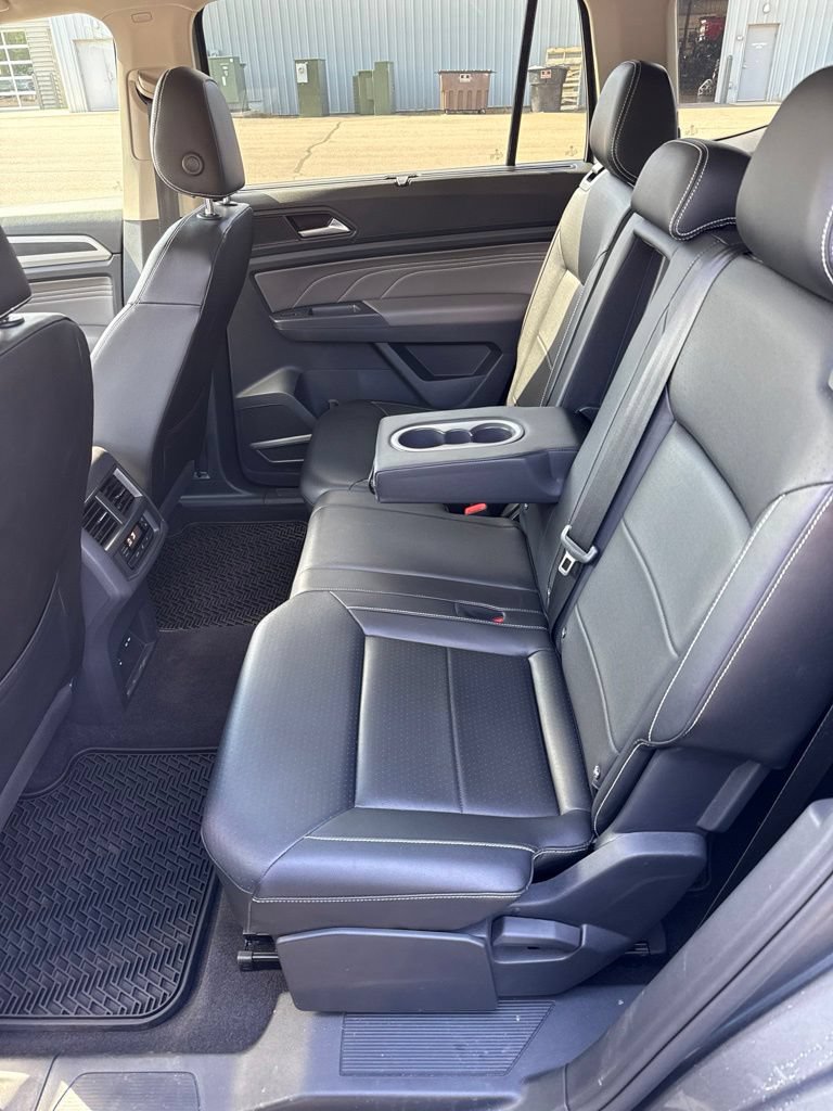 Used 2021 Volkswagen Atlas SE w/ Panoramic Sunroof Package AWD/4WD image 11