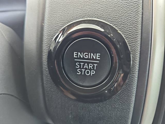 Certified 2025 Ford Expedition Active AWD/4WD image 33