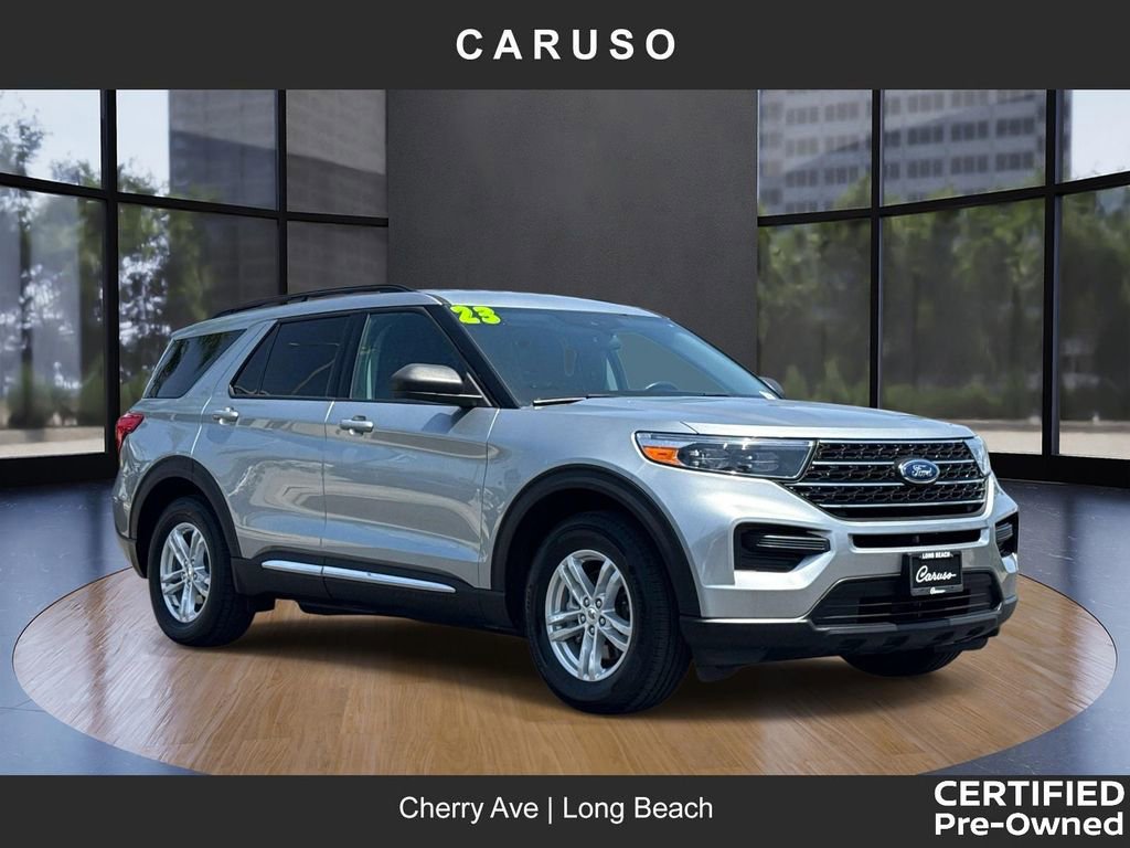 Certified 2023 Ford Explorer XLT RWD image 1