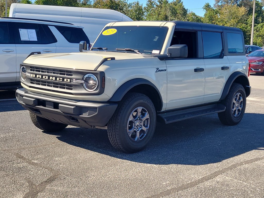 Certified 2025 Ford Bronco Big Bend AWD/4WD image 2