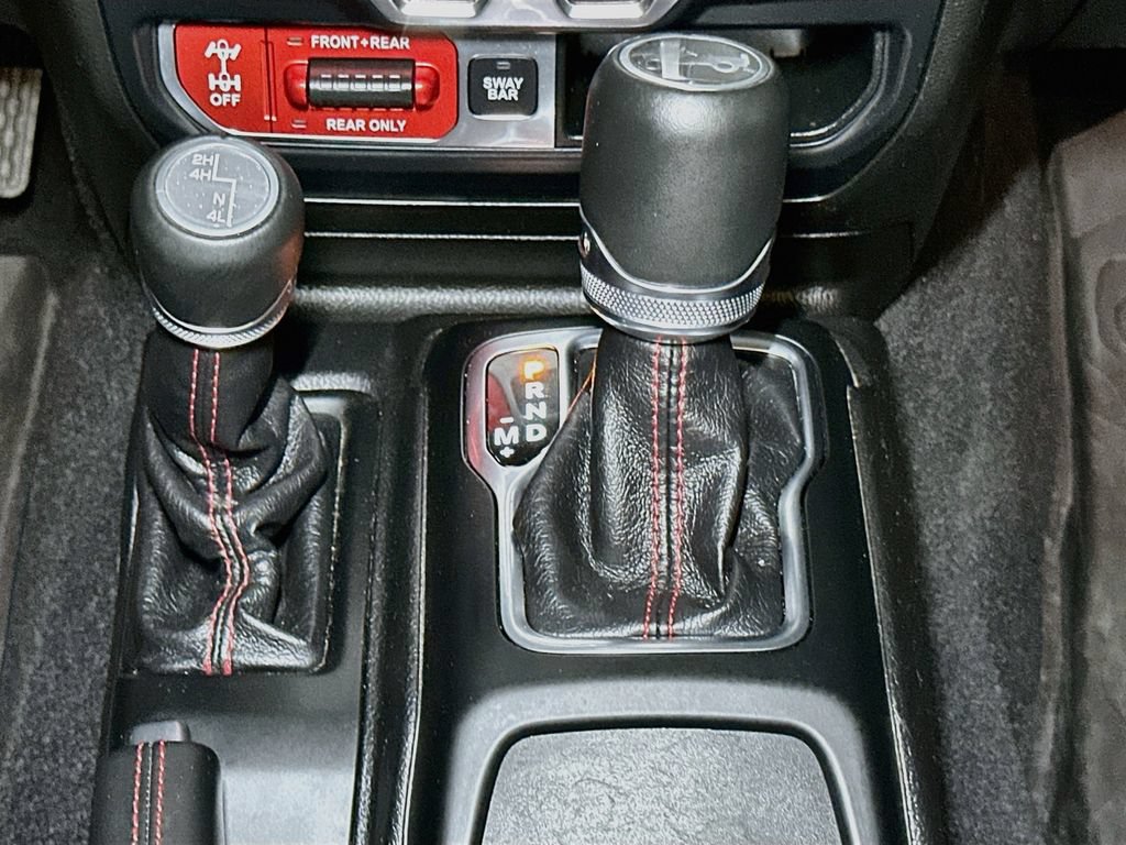 Used 2019 Jeep Wrangler Unlimited Rubicon AWD/4WD image 17