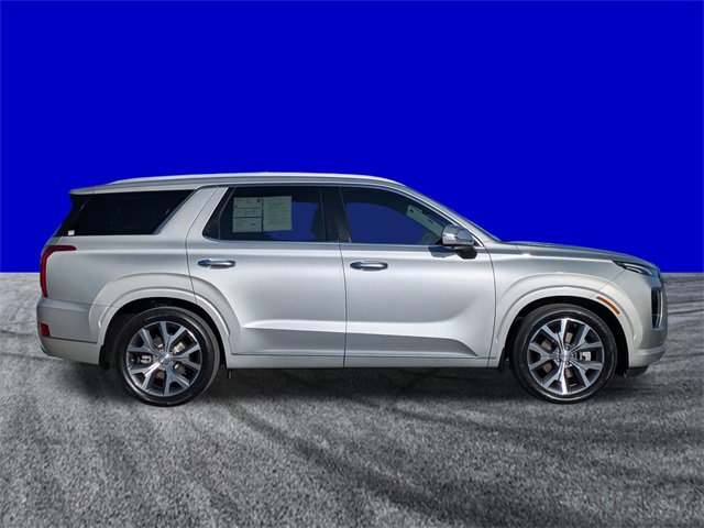 Used 2022 Hyundai Palisade Limited w/ Winter Package image 3